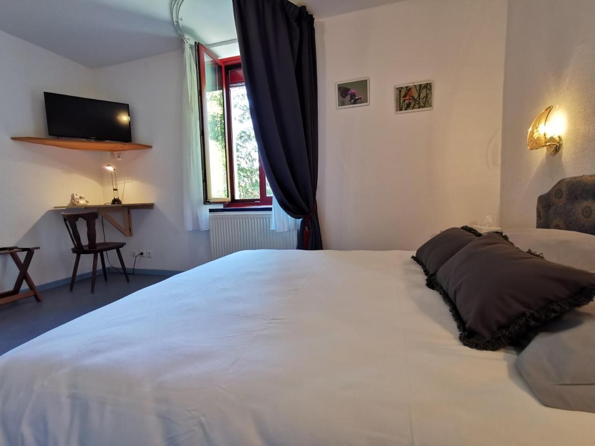 La Table Des Bons Peres Hotell Bislée Exteriör bild