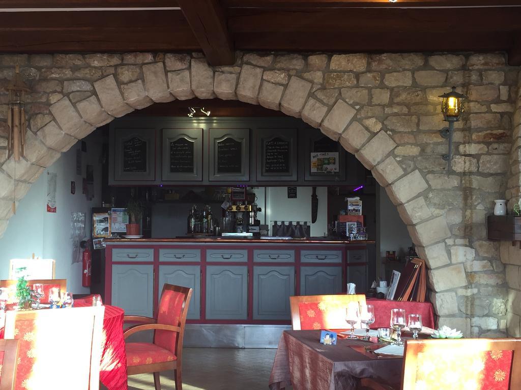 La Table Des Bons Peres Hotell Bislée Exteriör bild